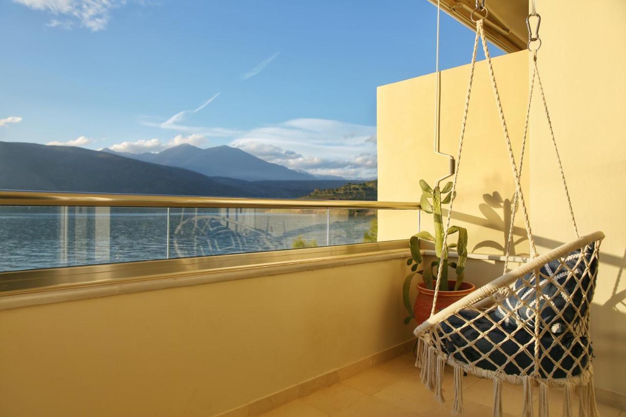 Boho Beach House In Itea-Delphi Exterior foto